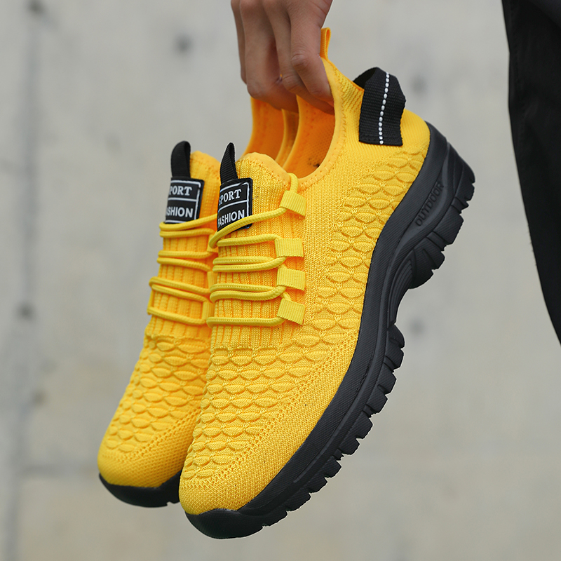 Men's Bright Yellow Outdoor Sn - огляд і ціна Outdoor Adventure Shoes