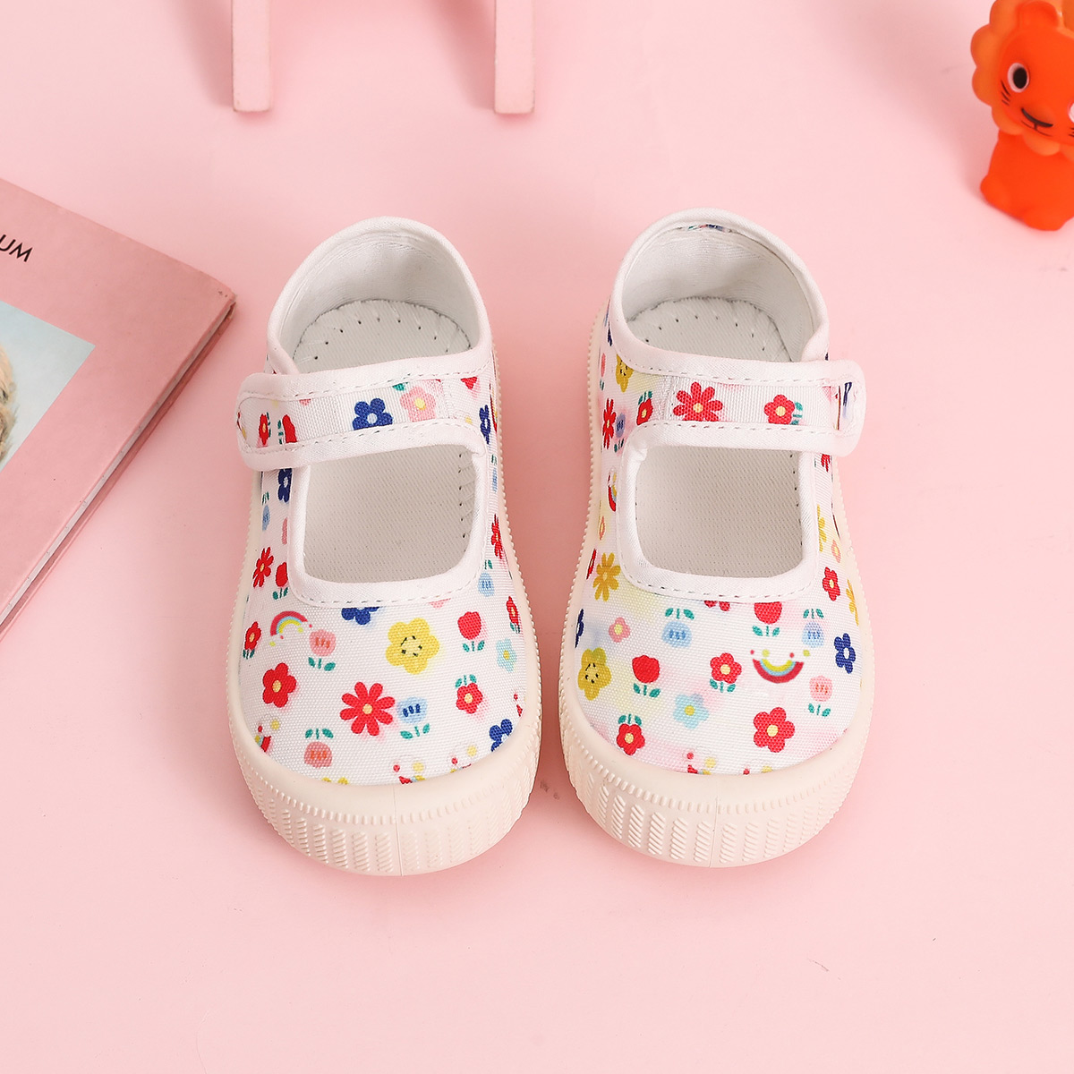 Girls fashionable casual sport - огляд і ціна Outdoor Adventure Shoes